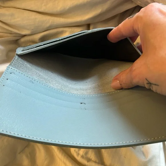 Simple Life Blue Wallet 🪪 - Picture 10 of 13